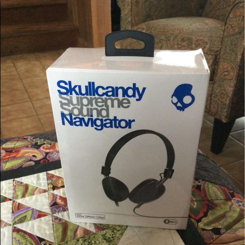 Skullcandy Navigator Headphones